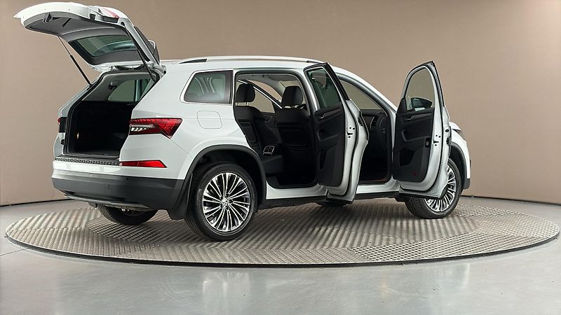 Škoda Kodiaq 2.0 TSI DSG 4x4 Style - fotka 6 z 29
