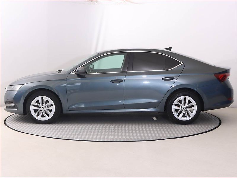 Škoda Octavia (2022) Ambition Plus 2.0 TDI - fotka 3 z 20