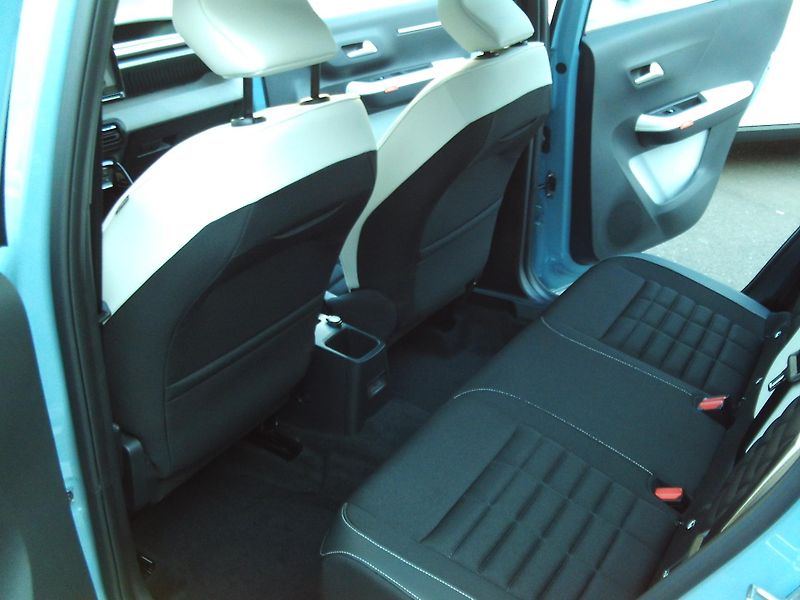 Citroën C3 Aircross (2026) PLUS Turbo 100k Manual - fotka 12 z 16