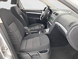 Škoda Octavia (2011) 1.6 TDI 4x4, 4X4, Tempomat - náhled 9