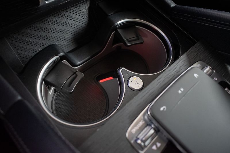 Mercedes-Benz GLS 400d 4M*AMG*AIR*TAŽNÉ*ČR 1.MAJ - fotka 28 z 52