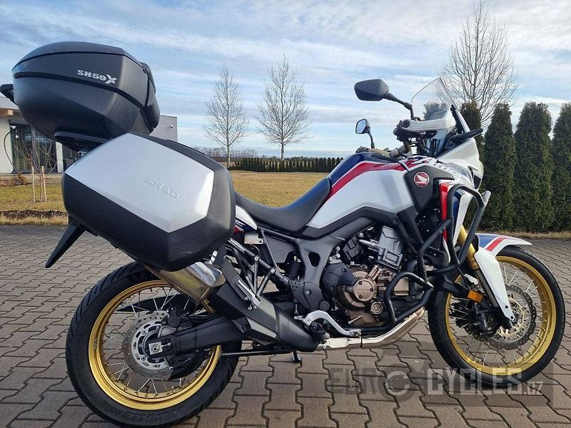 Honda CRF 1000 L Africa Twin DCT ABS (2018) - fotka 3 z 21