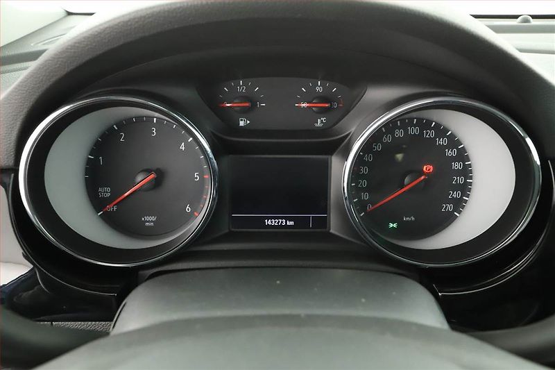 Opel Astra (2021) Elegance 1.5 CDTI, ČR,1.maj - fotka 12 z 14