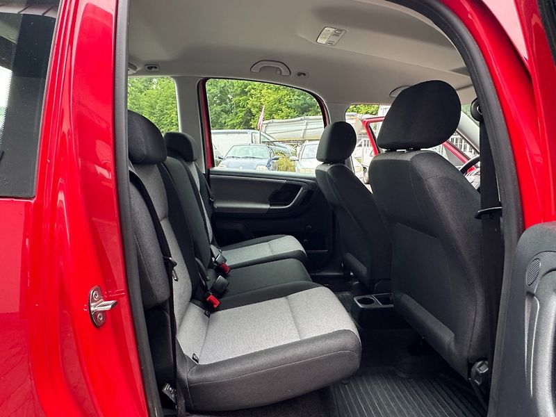 Škoda Roomster (2009) 1.2 HTP - fotka 13 z 28