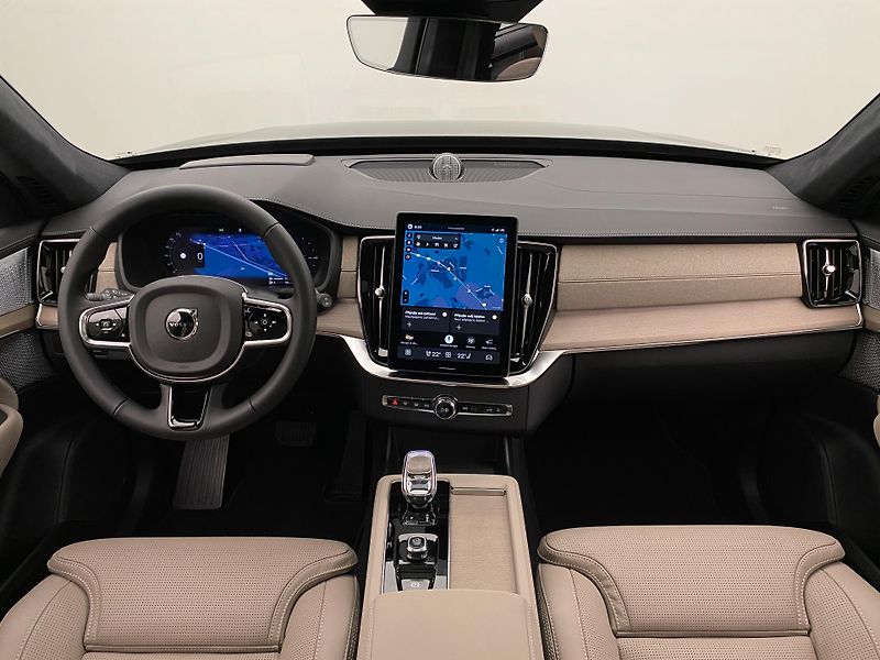 Volvo XC90 (2026) T8 AWD Plug-in BRIGHT ULTRA - fotka 2 z 77