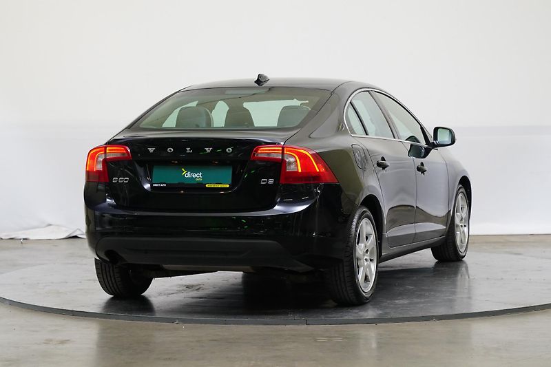 Volvo S60 - fotka 2 z 25