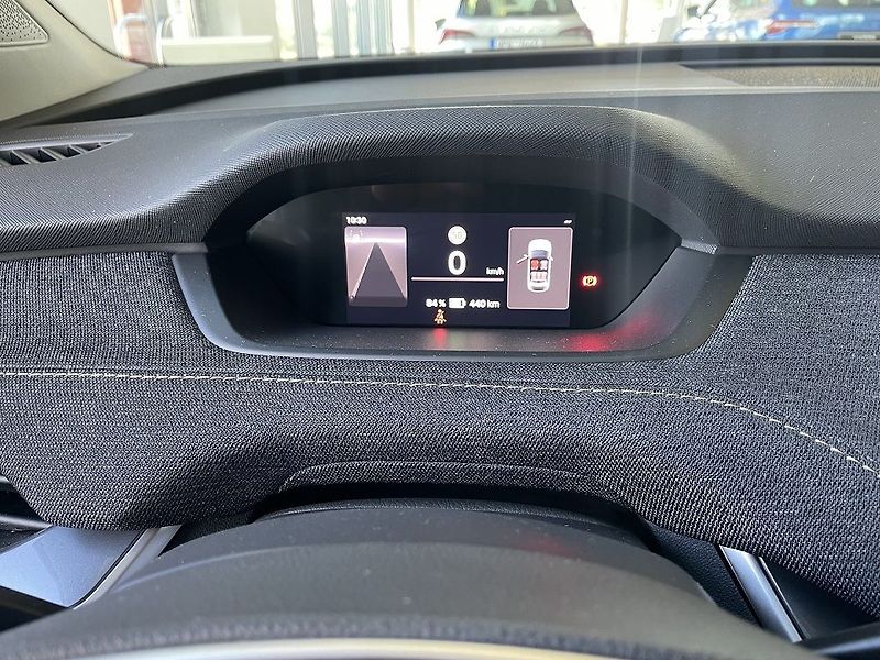 Škoda Elroq Selection 61kWh 140kW - fotka 14 z 15