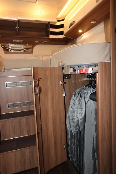 Carthago (2023) Carthago Chic e-line I 61 XL L - fotka 28 z 40