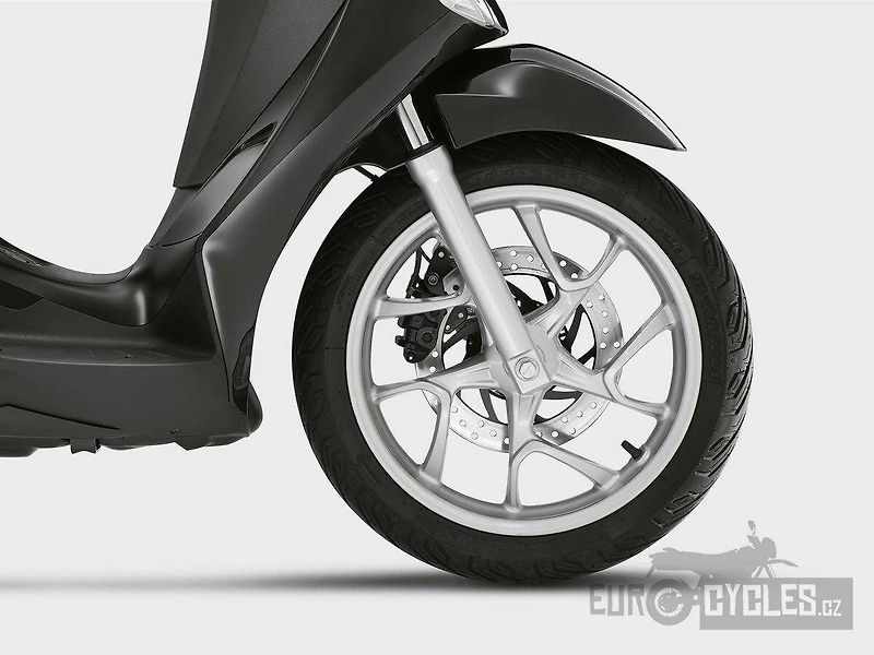 Piaggio (2026) Medley 200 ABS Euro 5+ AKCE - fotka 5 z 6