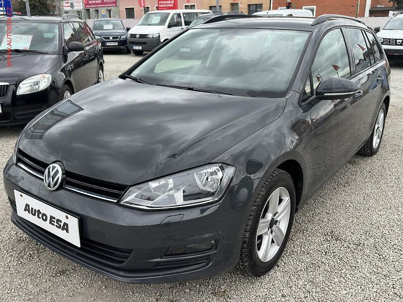 Volkswagen Golf (2013) 1.2TSI, Klima - fotka 3 z 18