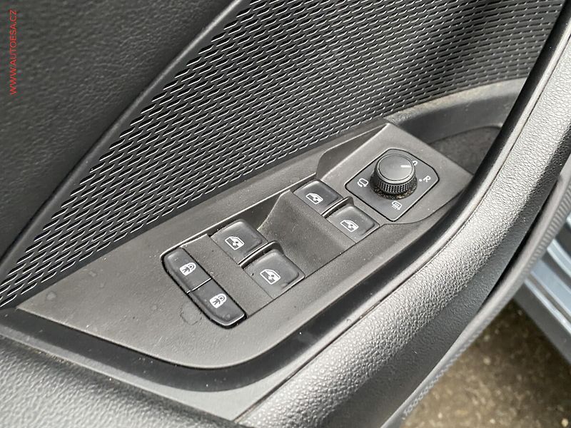 Škoda Octavia (2020) 2.0 TDi, Style, DSG, TZ - fotka 14 z 21