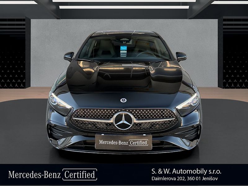 Mercedes-Benz Třídy A 200d AMG Style Edition - fotka 2 z 36