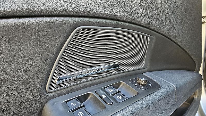 Škoda Superb (2015) Škoda Superb II Facelift 2.0 - fotka 15 z 21