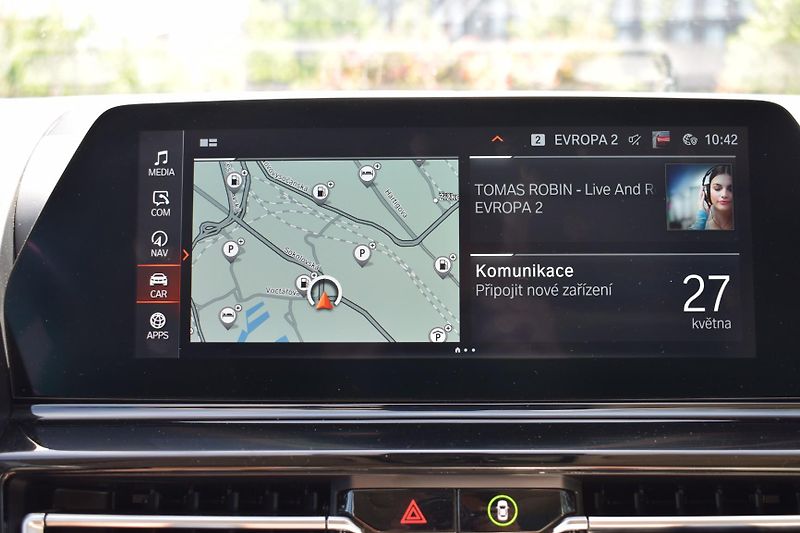 BMW Řada 8 (2020) 840i xD GranCoupe/karbon - fotka 13 z 67