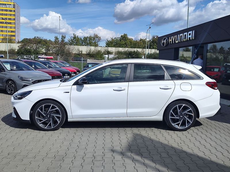 Hyundai i30 1.5 T-GDI/117kW N-Line - fotka 8 z 35