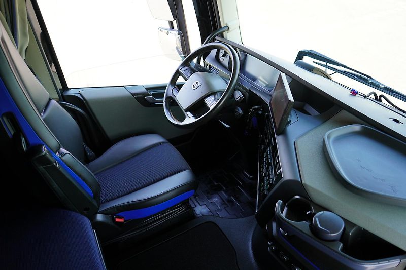 Volvo FH (2022) 500 / I – SAVE / XL / EURO 6 / - fotka 13 z 52
