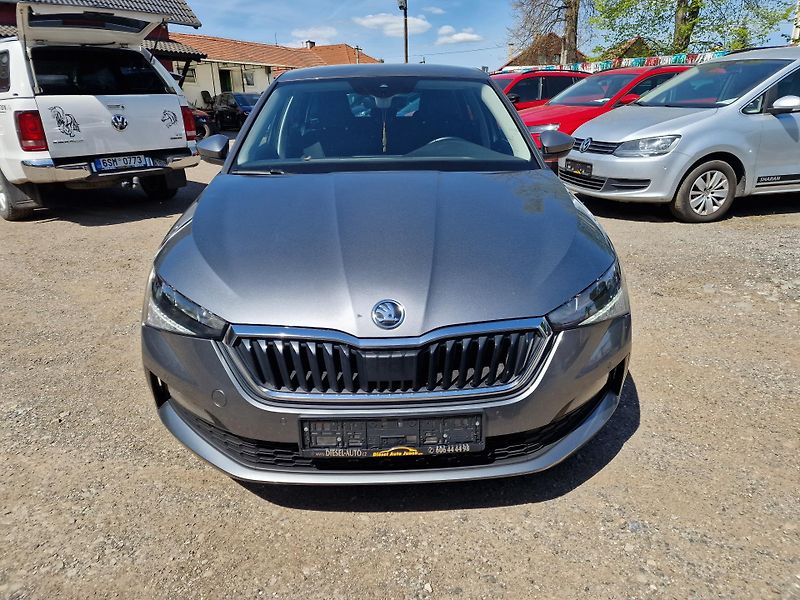 Škoda Scala 1,0TSI 81KW STYLE VIRTUÁL  - fotka 2 z 19