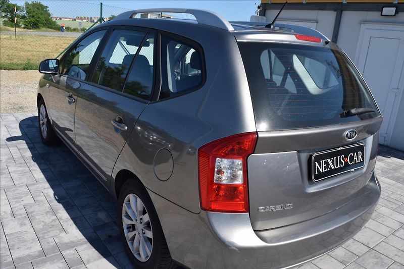 Kia Carens 1,6 CRDI 85KW NÍZKÉ KM VÝHŘEV - fotka 7 z 51