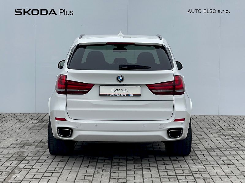 BMW X5 (2017) 3.0 / 230 kW xDrive 40d M-Pake - fotka 30 z 30