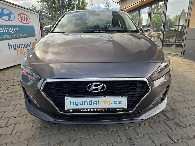 Hyundai i30 1.0-FASTBACKinfo viz. poznámka - fotka 3 z 21