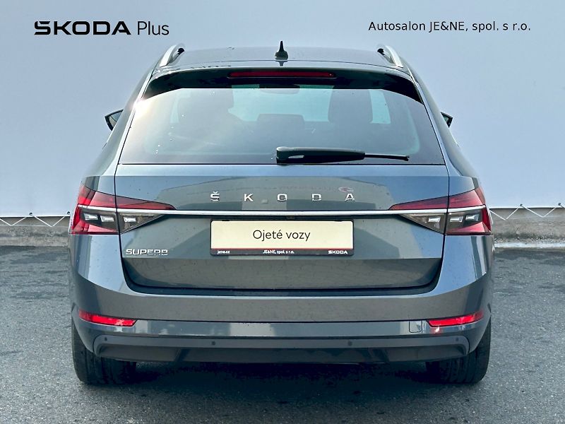 Škoda Superb (2021) Style Plus Extra 2.0 TDI 140 k - fotka 9 z 33