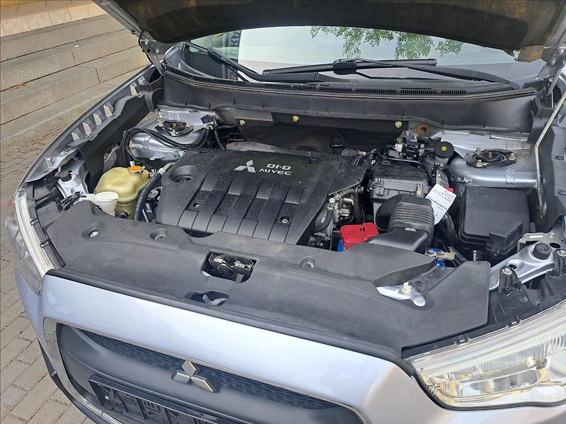Mitsubishi ASX 1,8 Di-D  4x4 - fotka 48 z 50