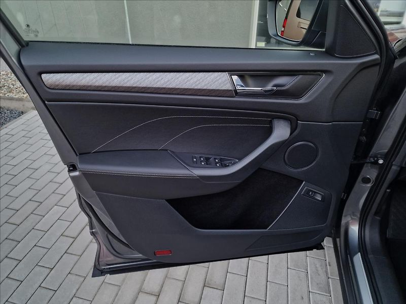 Škoda Kodiaq 2.0TDI 147kW DSG Style 4x4,ČR - fotka 39 z 50