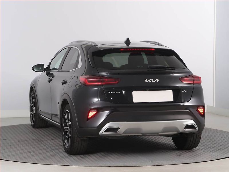 Kia XCeed (2022) 1.6 CRDi MHEV, AUTOMAT - fotka 4 z 20