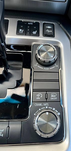 Toyota Land Cruiser (2020) 4.5 V8 DIESEL 2020 – TUNING - fotka 41 z 42