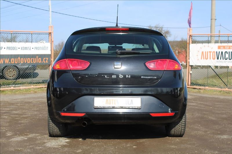 Seat Leon 1,2 TSi  KLIMA, ROZVODY - fotka 6 z 30