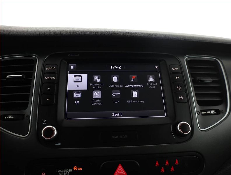 Kia Carens (2018) 1.7 CRDi, 7 míst, Serv.kniha - fotka 12 z 21