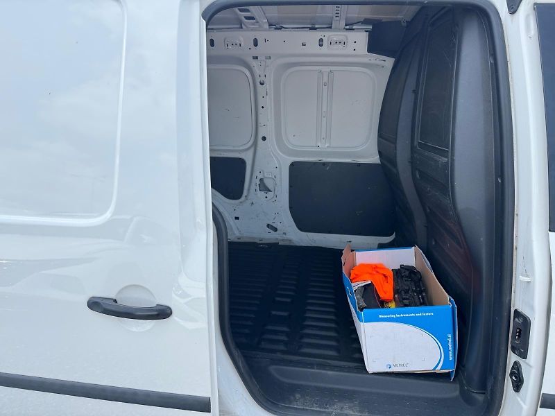 Volkswagen Caddy (2020) MAXI 2.0TDI 90kW 4x4 TAŽNÉ CZ - fotka 8 z 11