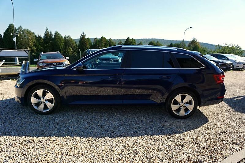 Škoda Superb (2015) STYLE 2,0 TDI 140 kW - fotka 7 z 43
