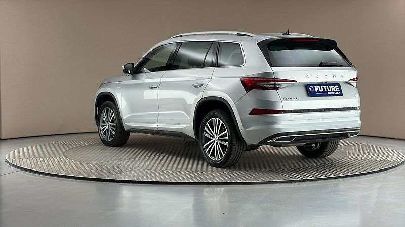 Škoda Kodiaq 2.0 TDI DSG 4x4 L&K - fotka 2 z 32