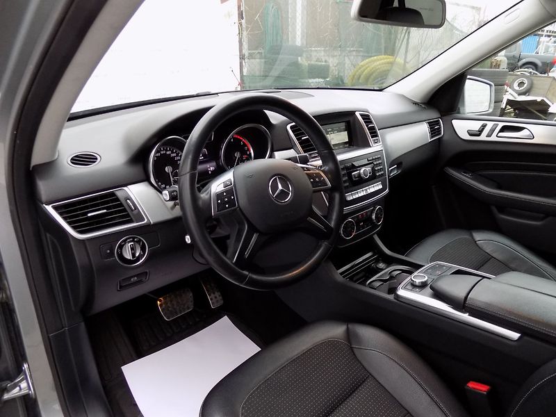 Mercedes-Benz Třídy M (2015) 350d/4-Matic/LED/ČR/DPH/ - fotka 13 z 50