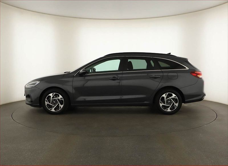 Hyundai i30 (2025) Style 1.0 T-GDI, Automat - fotka 3 z 15