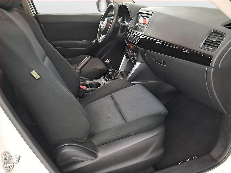 Mazda CX-5 (2013) Attraction 2.2 Skyactiv-D - fotka 9 z 18