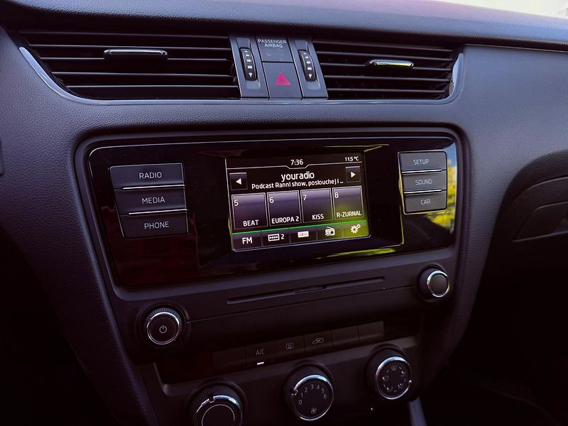 Škoda Octavia 1.6 TDi Active, ČR - fotka 17 z 19