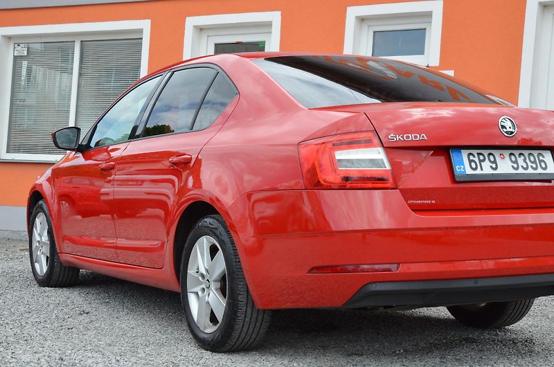 Škoda Octavia (2017) 1.6 TDi 85kW Ambition PLUS /ČR - fotka 7 z 36