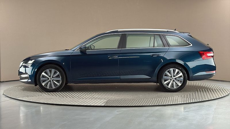 Škoda Superb 2.0 TDI DSG Style Combi - fotka 4 z 26