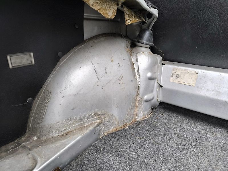 Volkswagen Golf (1982) PŮVODNÍ STAV,KOMPLETNÍ DOK. - fotka 27 z 50