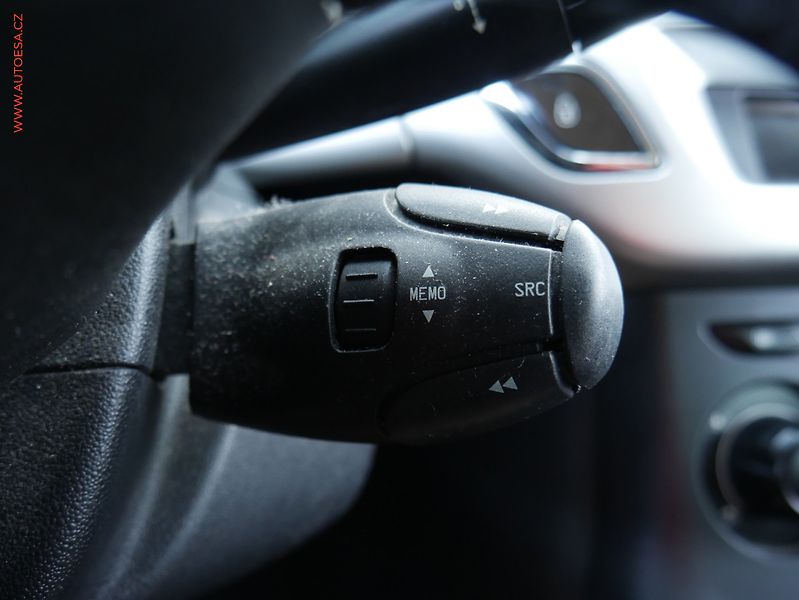 Citroën C3 (2011) 1.4i, ČR, AC, temp, STK1/28 - fotka 13 z 17