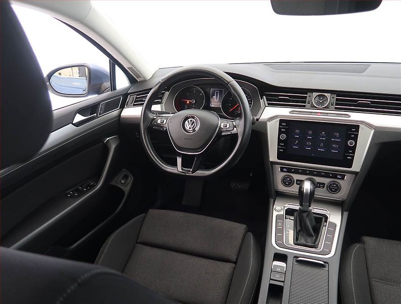 Volkswagen Passat (2018) 2.0 TDI, 4X4, Automat - fotka 7 z 20