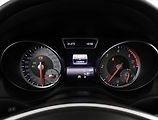 Mercedes-Benz GLA (2017) AMG line 220 d, Automat - náhled 9