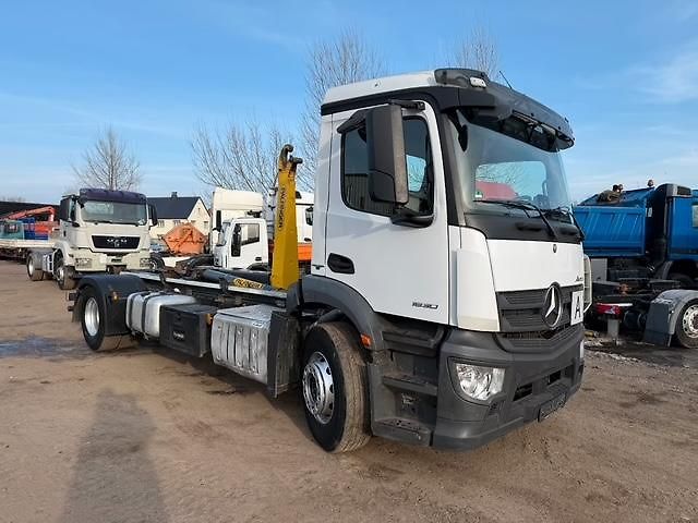 Mercedes-Benz ANTOS 1830 4x2 - fotka 4 z 25