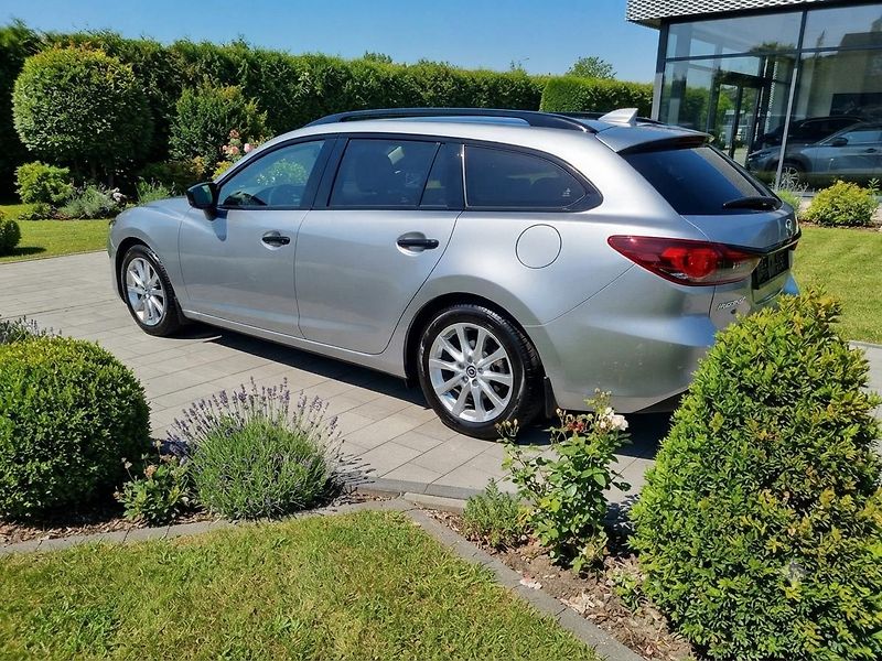 Mazda 6 2.0 benzin Rezervace - fotka 3 z 28