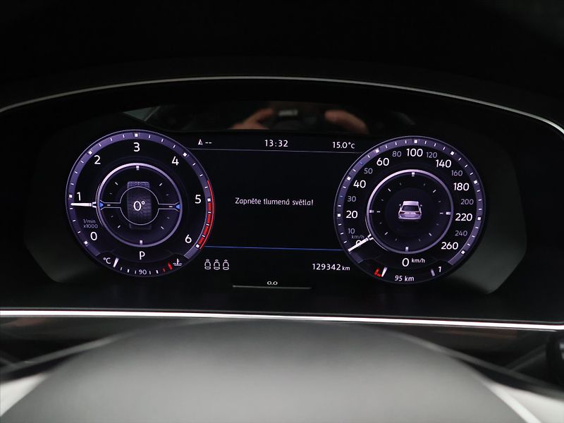 Volkswagen Tiguan 2,0 TDI 110kW DSG 4M Highline - fotka 16 z 31