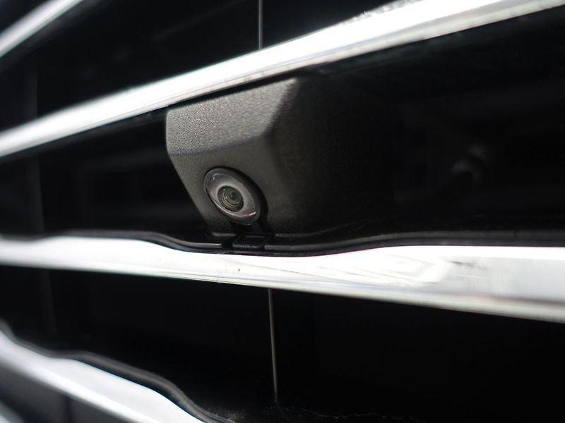 Ford S-MAX 140 kW, Titanium, REZERVOVÁNO - fotka 35 z 44