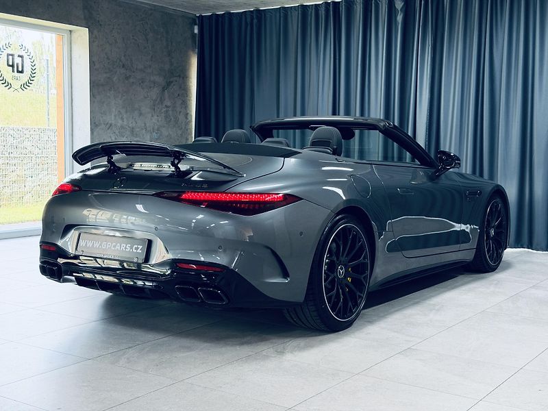 Mercedes-Benz SL (2024) AMG SL 63 4M+ Roadster Záruka - fotka 12 z 36