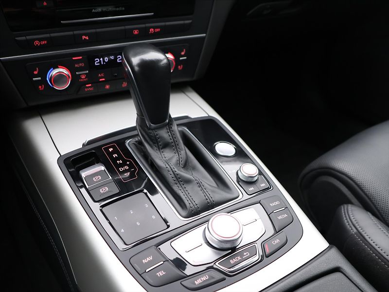 Audi A6 3.0 TDI 200kW Quattro S-Tronic - fotka 18 z 28
